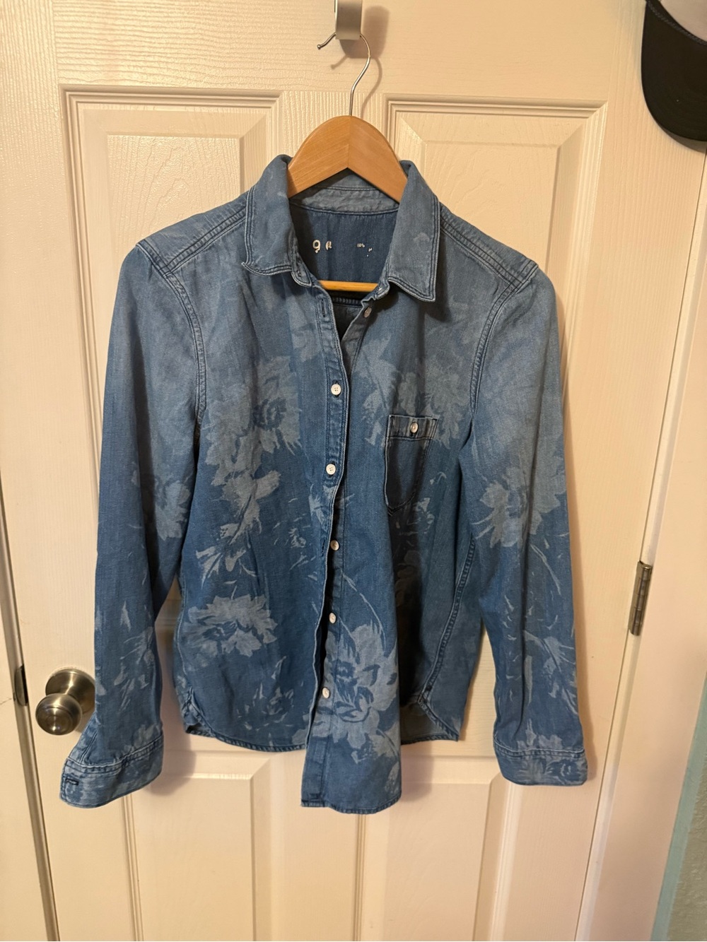Rare Gap Denim Floral shirt size L